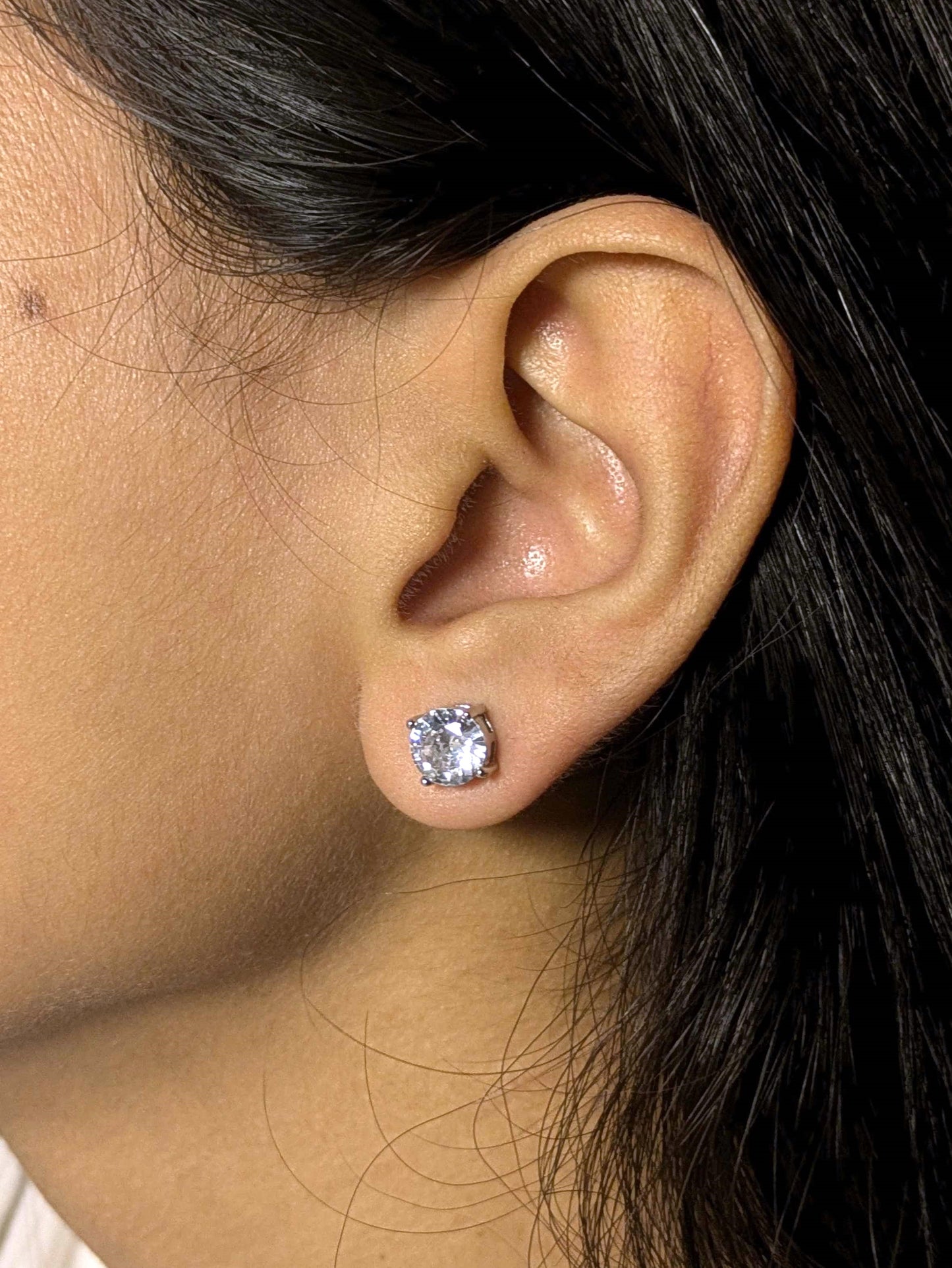 Round Stud Silver Earring