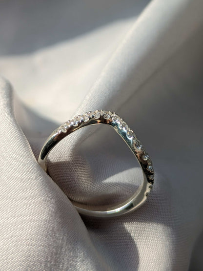 Irene Silver Twist Minimal Ring