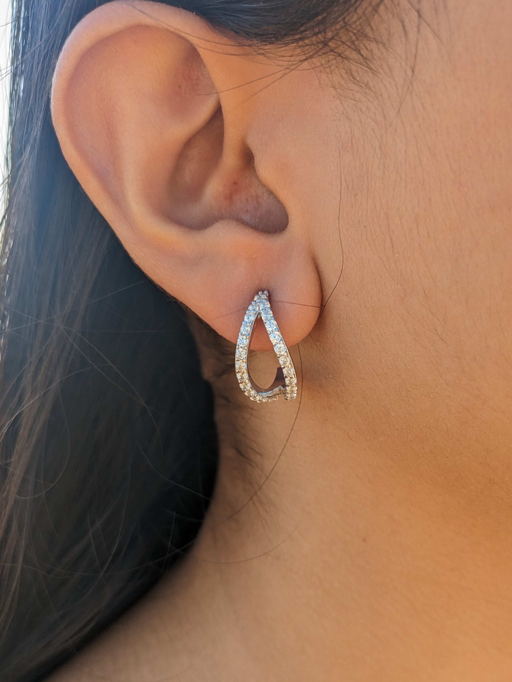 Ayleen Silver Minimal Diamond Earring - Gryfiny