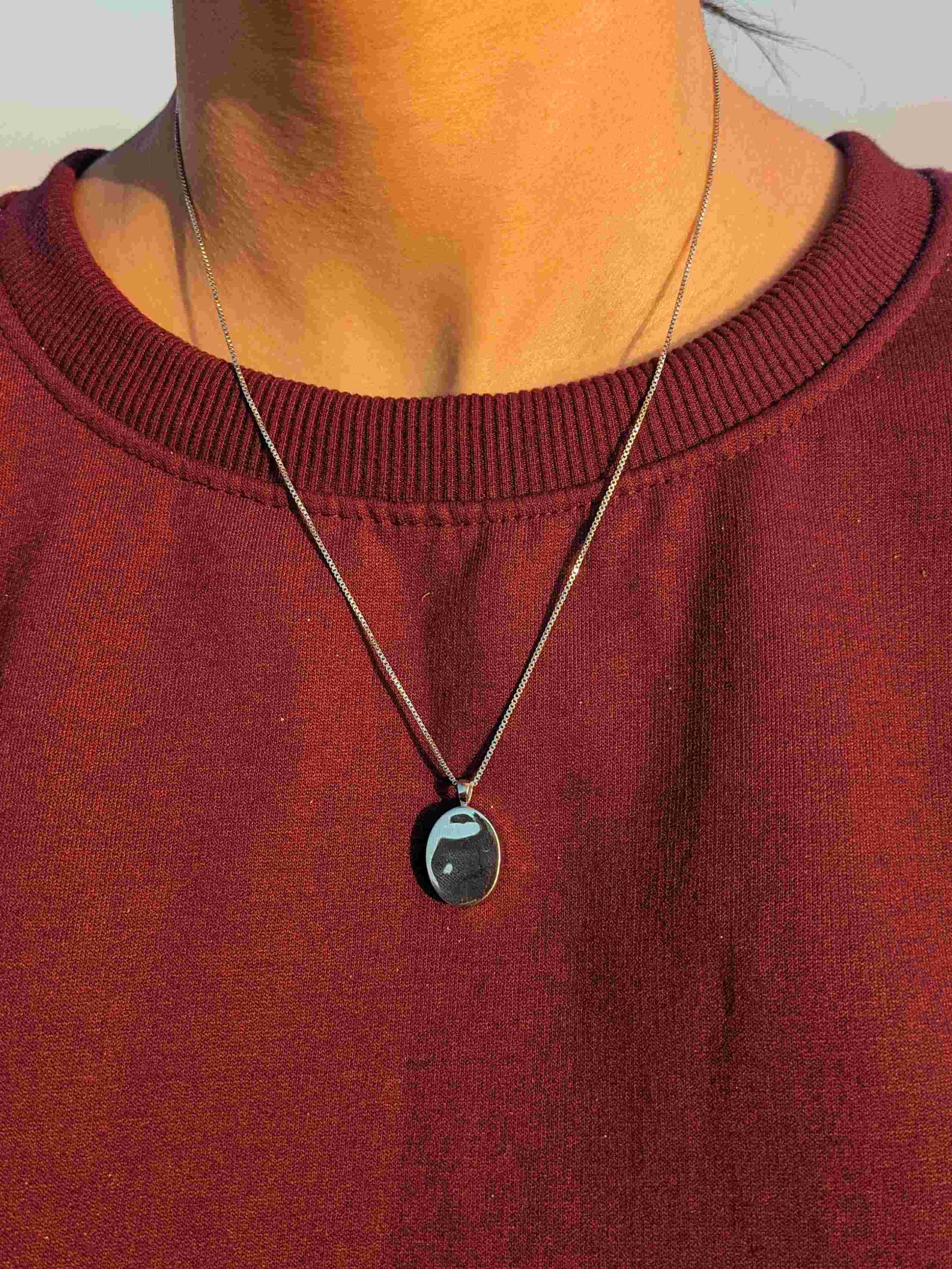 Camila Silver Minimal Oval Pendant - Gryfiny