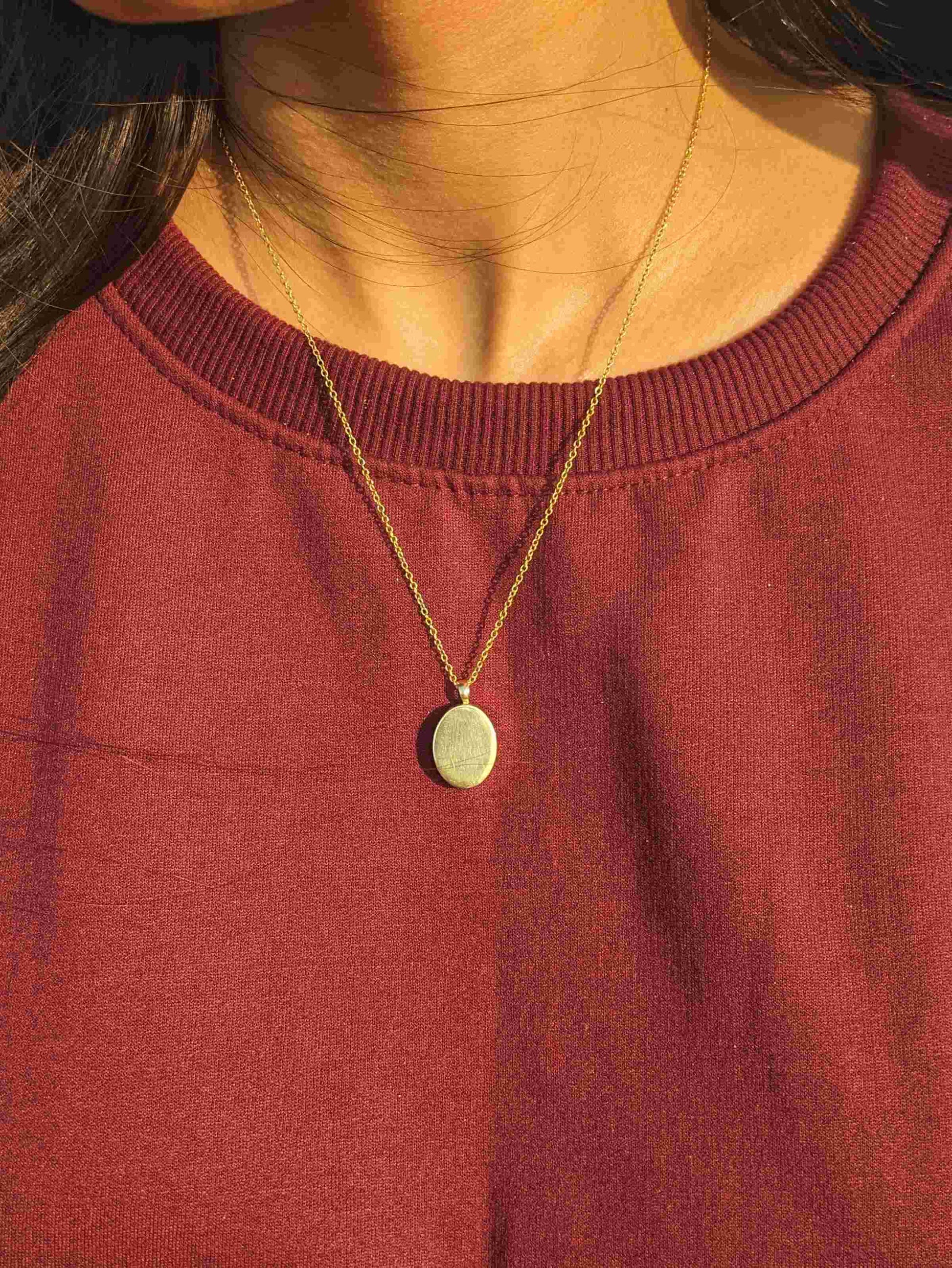 Camila Silver Minimal Oval Pendant - Gryfiny